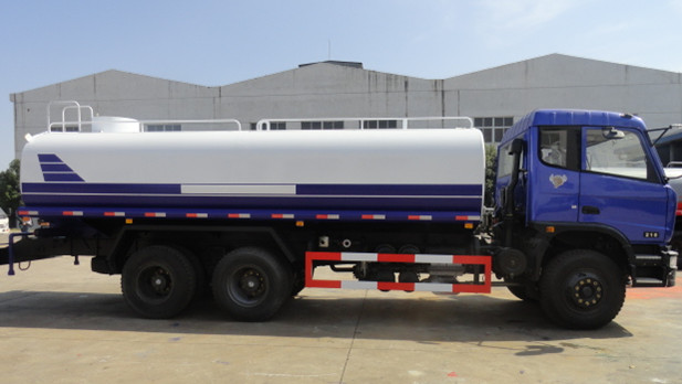 中國(guó)質(zhì)量最好的20噸灑水車哪里買？