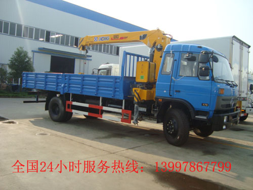 云南質(zhì)優(yōu)價(jià)廉的隨車吊哪里買？