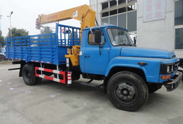 東風尖頭140隨車吊哪里買？