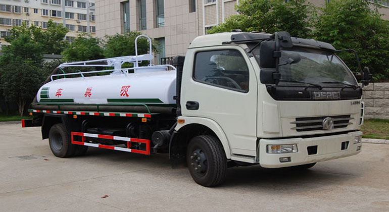 東風(fēng)多利卡6.5方吸糞車