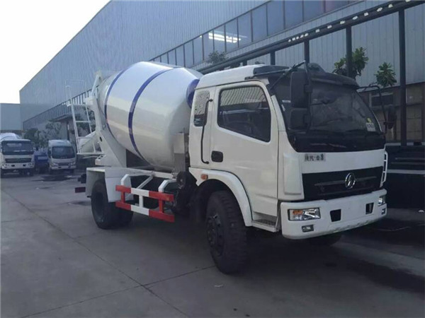 陜汽5方小型攪拌車