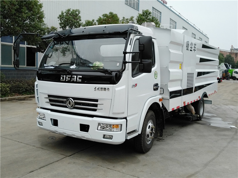東風(fēng)大多利卡吸塵車（7.5方）