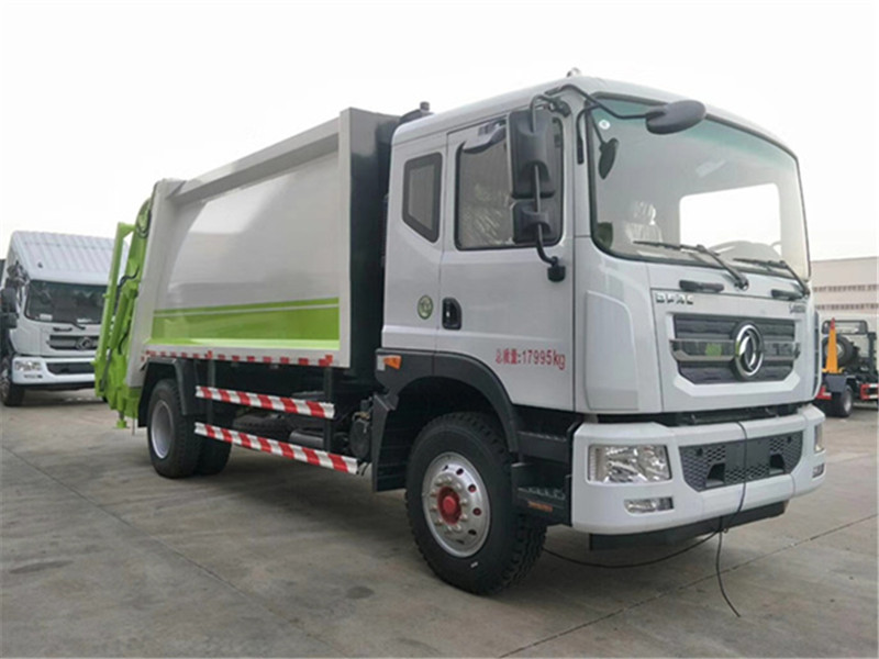 東風(fēng)D9后裝壓縮式垃圾車(chē)10方