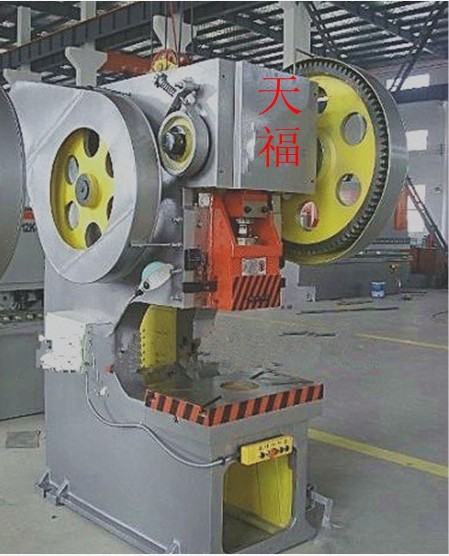 金牌63噸沖床價(jià)格*貴陽63噸沖床價(jià)格多少*貴陽碗柜63噸深喉沖床
