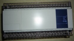 三菱PLC FX1N-60MT-001  2380