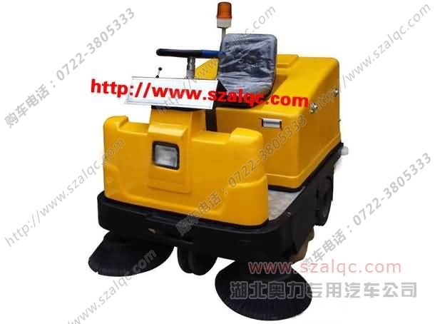 奧力1350型電動掃路機★掃地車的設(shè)計★人力清掃車