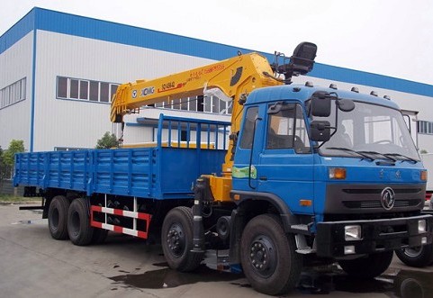 遼寧綏中8噸隨車吊10噸隨車吊價格多少？8噸10噸隨車吊廠家直銷