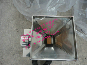供應(yīng)齒盤粉碎設(shè)備-藥干白菜微粉碎機-磨粉機-常州磐豐(圖)