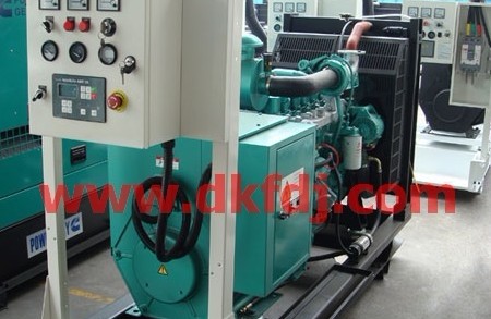 供應(yīng)道康90KW康明斯柴油汽油發(fā)電機(jī)組康明斯廠家
