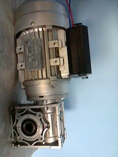 三相異步電動(dòng)機(jī)減速機(jī)