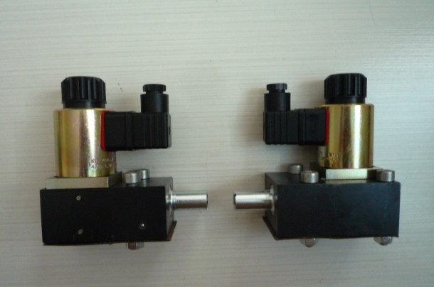 減壓閥 ADM 11 P F-30-AT VDM 4 PN現(xiàn)貨哈威