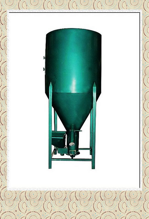 雞用飼料攪拌機(jī)，立式攪拌機(jī)，樂(lè)陵雙鶴生產(chǎn)