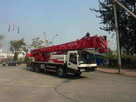 專業(yè)定做各種品牌、噸位、型號(hào)的隨車吊！聯(lián)系電話：187279822