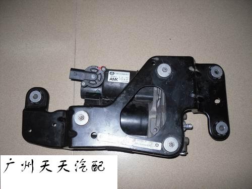 供應寶馬X5減震打氣泵，電子扇，冷氣泵，空氣流量計等全車件，拆車件