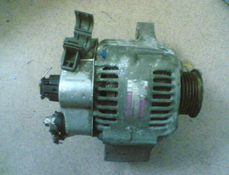 供應(yīng)豐田佳美2.4發(fā)電機，發(fā)動機，變速箱，蒸發(fā)箱等全車件