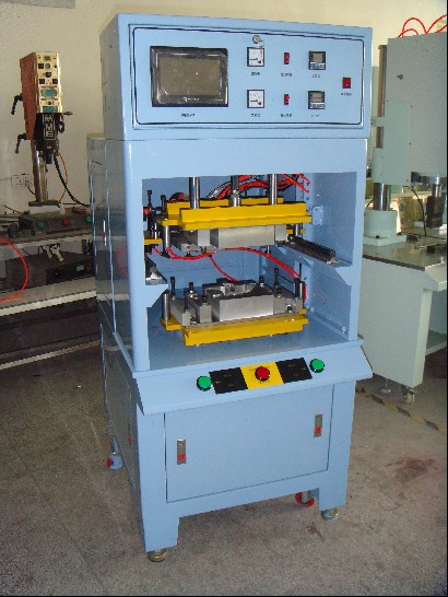 平板電腦四柱型熱熔機(jī)，東莞熱熔焊接機(jī)，大型熱板焊接機(jī)