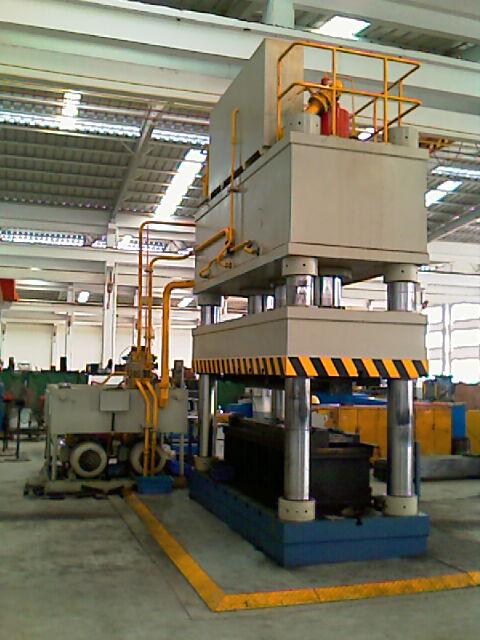 單動薄板沖壓液壓機(jī)