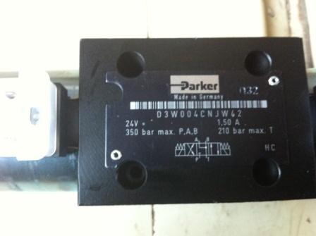 派克PARKER電磁換向閥D3W001CNJW現(xiàn)貨