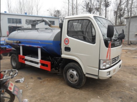 吉林省安圖縣 三輪吸糞車 抽糞車 吸糞車