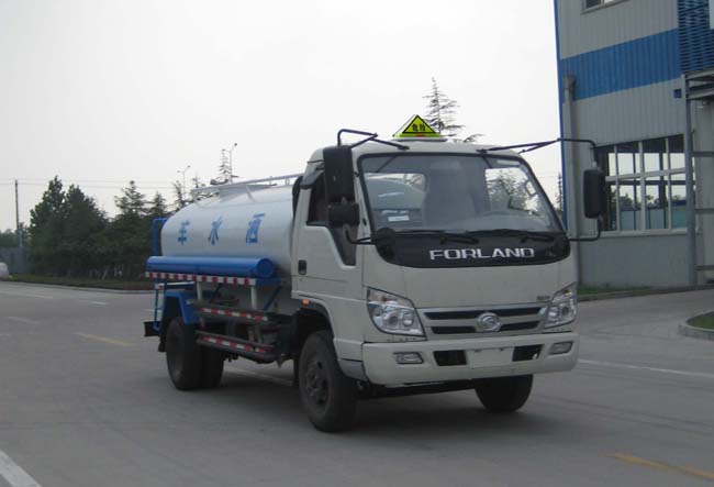 滁州5噸灑水車價(jià)格