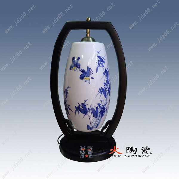 供應陶瓷擺燈，陶瓷臺燈，景德鎮(zhèn)陶瓷燈廠家