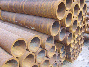 天津15CrMo石油裂化管 無縫鋼管廠供應價格