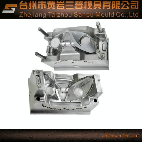 汽車尾燈模具、汽車零配件模具、汽車內(nèi)飾件模具、注塑模具、黃巖模具