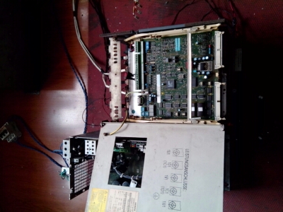 西門(mén)子電機(jī)驅(qū)動(dòng)器啟動(dòng)報(bào)FO5故障代碼維修