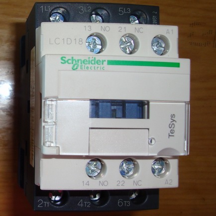 LC1D95M7C LC1D11500M7C施耐德PLC特價