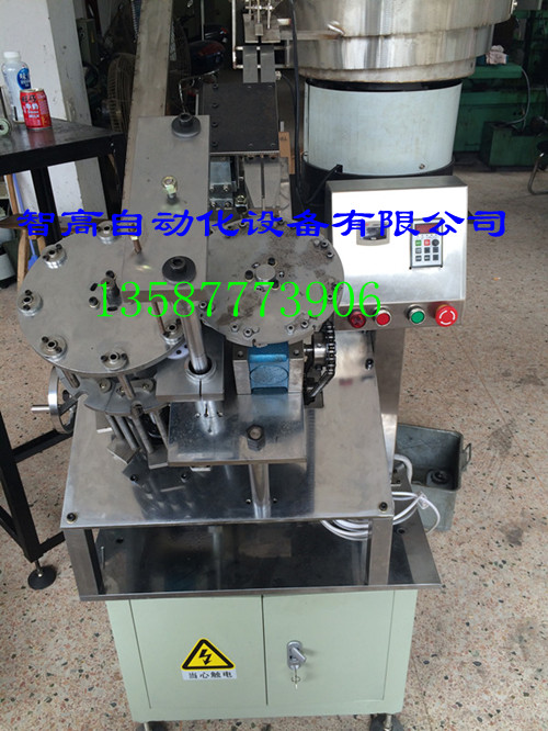 自動插釘機(jī) 外墻保溫釘自動插釘機(jī)