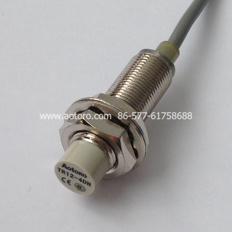 供應(yīng)電感式接近開關(guān)TR12-4DN傳感器批發(fā)特價優(yōu)惠