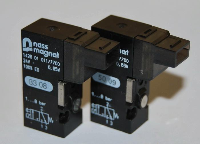 03FIL050926-1