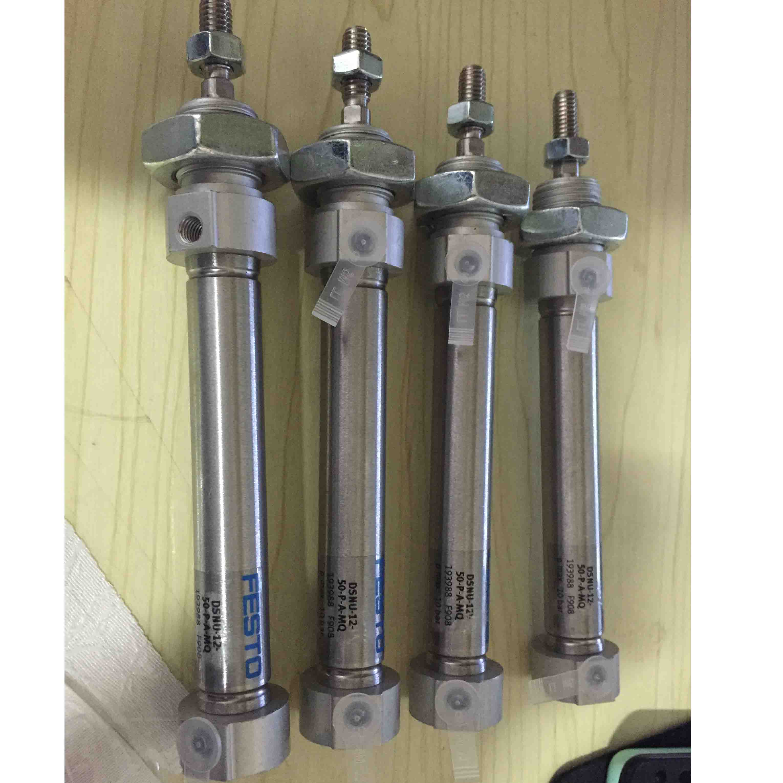 DSM-10-240-P-A-FF-FW 葉片式擺動費(fèi)斯托氣缸
