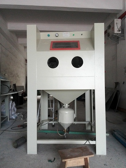 加壓箱式噴砂機 艾航直壓式噴砂機效率快損耗低