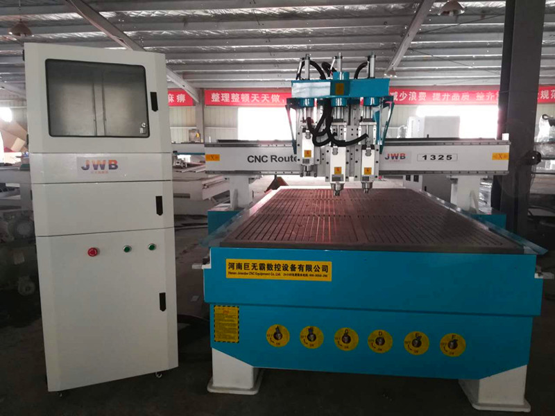 許昌賣的6012小型雕刻機(jī)多少錢一臺