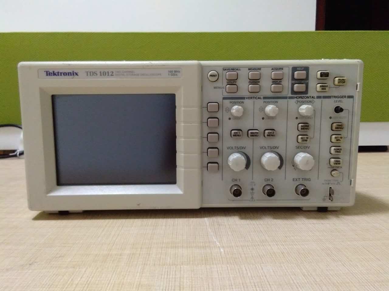 上海收購Tektronix TDS1012 數(shù)字示波器