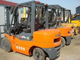 日本叉車進口報關(guān)的流程時間多少