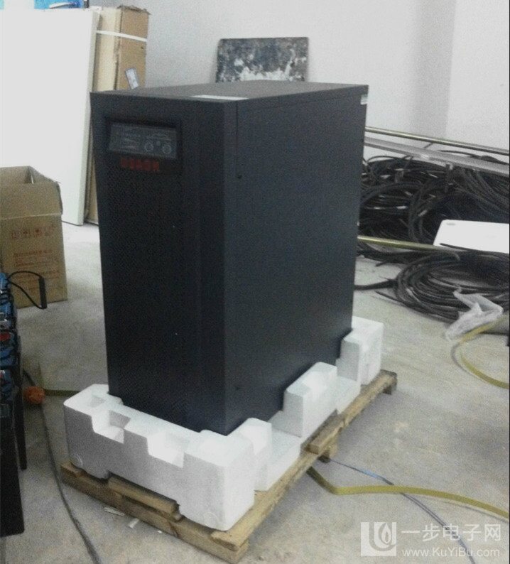 山特C3K 3KVA UPS電源代理