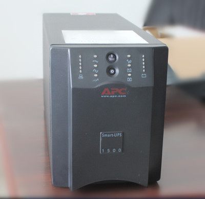 APC Smart-UPS 5000 5KVA 應(yīng)急電源安裝