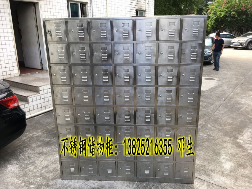 專業(yè)定制不銹鋼儲(chǔ)物柜-百利豐廠家不銹鋼儲(chǔ)物柜圖片