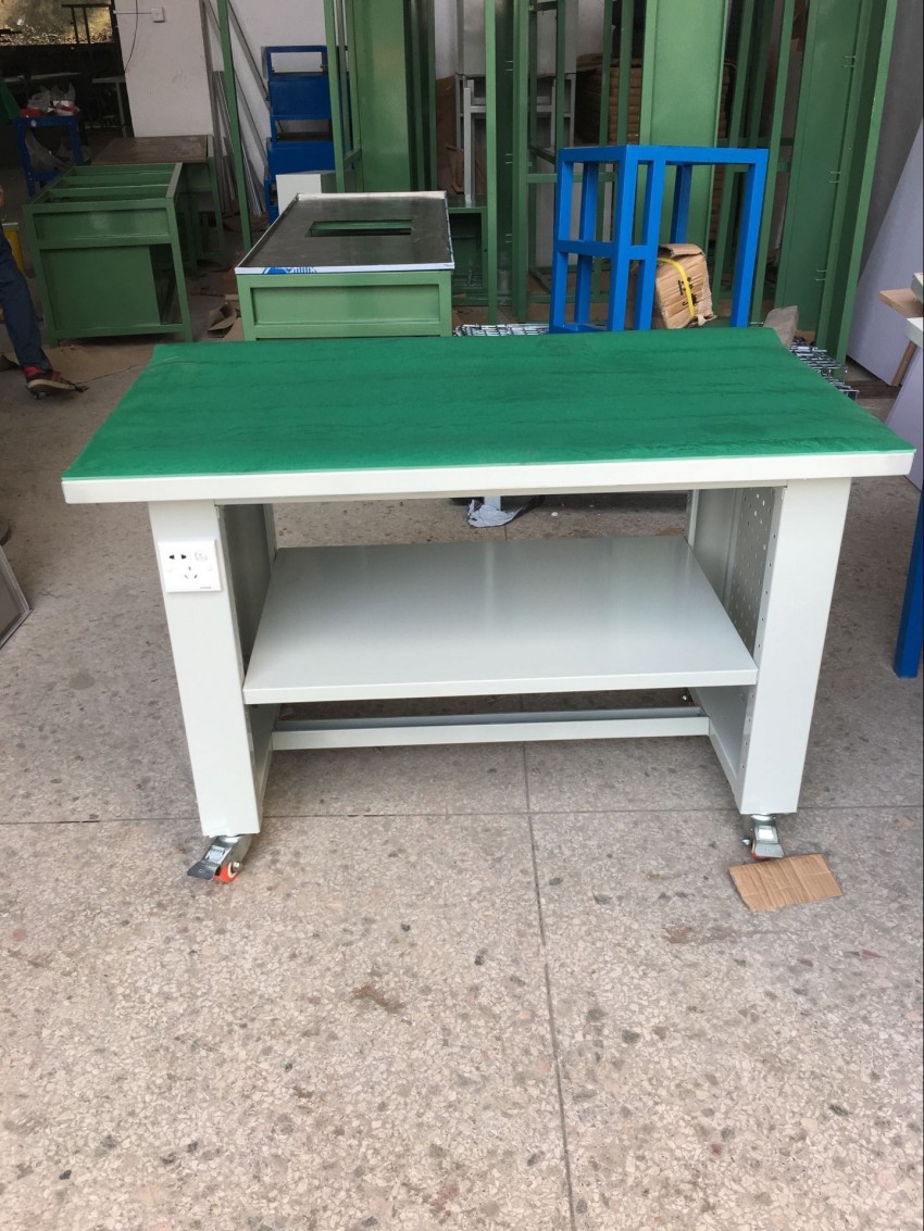 直銷(xiāo)東莞學(xué)校實(shí)訓(xùn)工作臺(tái) 深圳工作臺(tái)生產(chǎn)廠(chǎng)家
