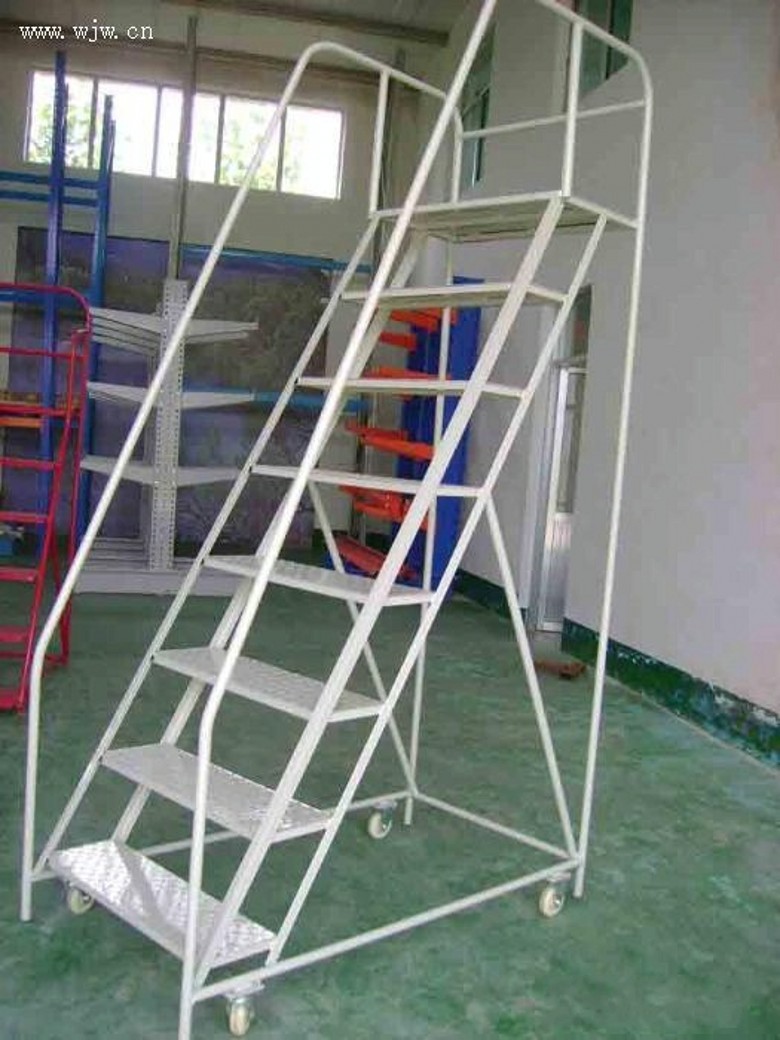 倉(cāng)庫(kù)登高車(chē)，公明登高車(chē)，南頭登高車(chē)，廠家按規(guī)格定制