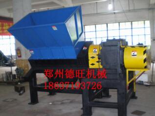 上海金屬鐵皮粉碎機，大型鐵桶破碎機多少錢一臺，廢鋼汽車殼破碎機