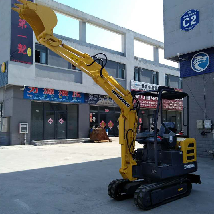 CW18型履帶式液壓挖掘機(jī)