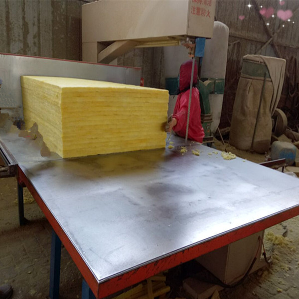 自動(dòng)切割無(wú)損耗玻璃棉裁條機(jī) 巖棉條切割機(jī)裁切效果均勻快速
