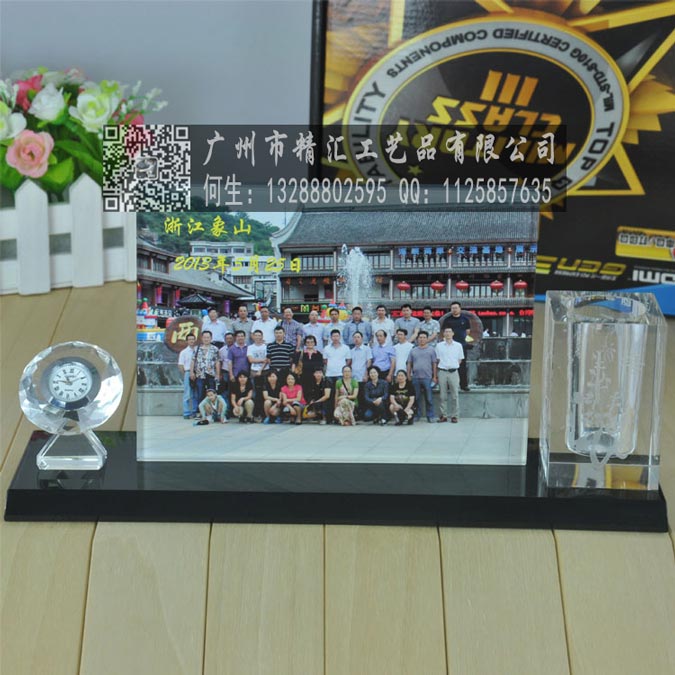 大慶師生聯(lián)誼會水晶紀(jì)念品廠家，大慶大學(xué)校園聯(lián)誼會禮品制作