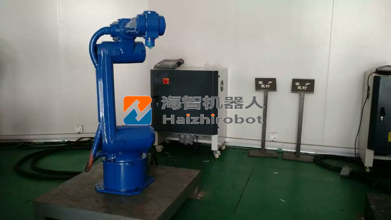 自動化沖壓噴涂機器人生產(chǎn)廠家，工業(yè)機械手制造商