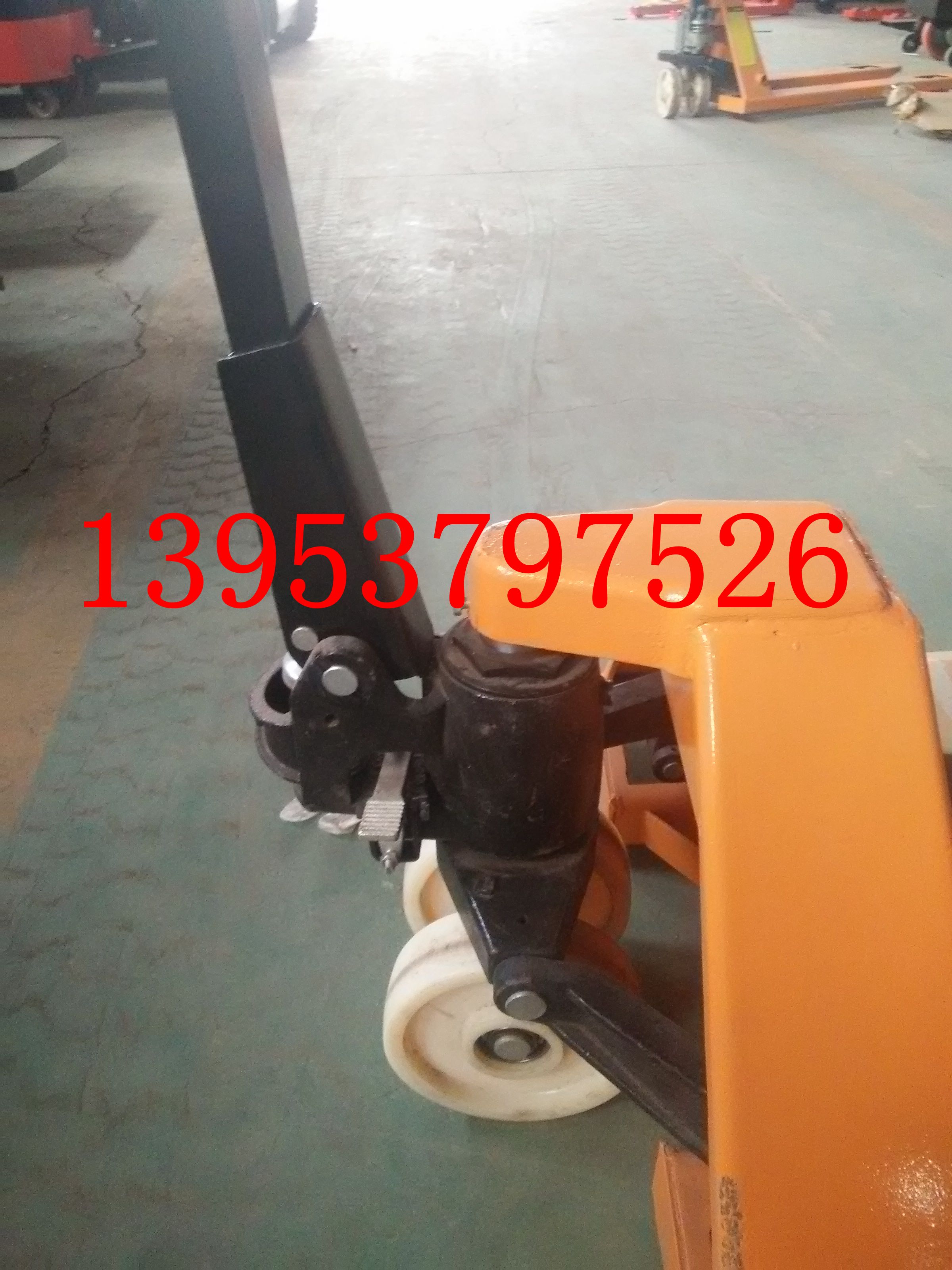 鎵嬪嫊(d貌ng)娑插鎼亱(y霉n)杌�5000kg 鐢�(ch菐n)鍝佸＝鍛戒娇鐢�10骞�