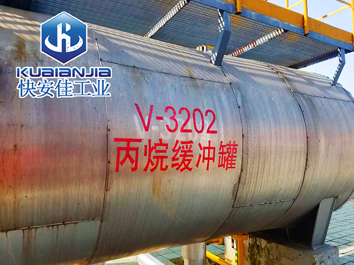 約克RWKII55螺桿壓縮機檢修