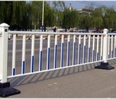 小區(qū)塑鋼護(hù)欄-PVC塑鋼護(hù)欄價格-塑鋼護(hù)欄廠